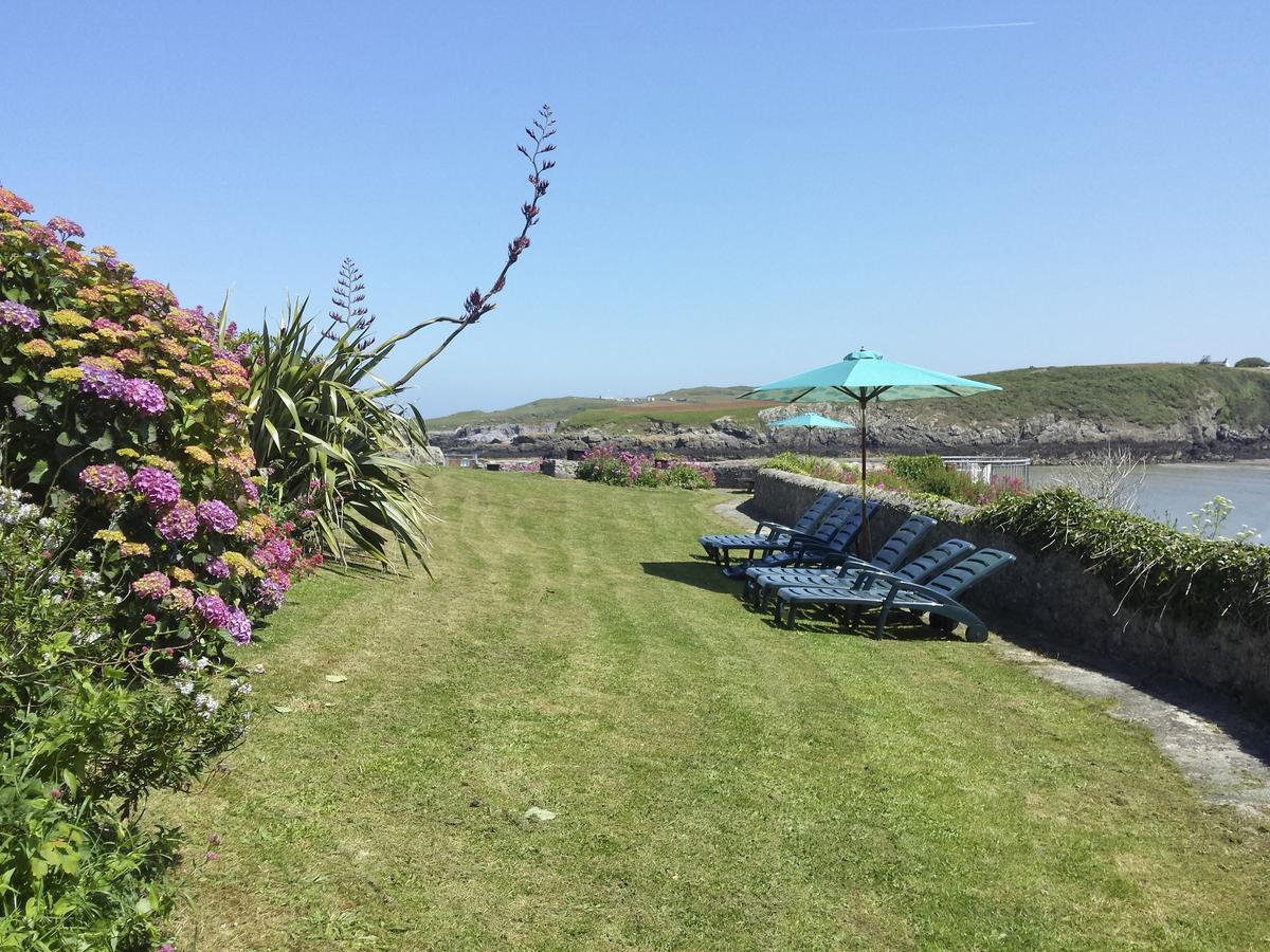 Angorfa Villa Cemaes Bay Exterior foto